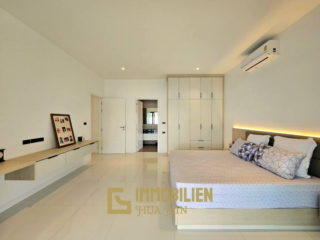 วิลลา 3 ห้องนอนสไตล์โมเดิร์นเรียบหรูที่ The Clouds 2