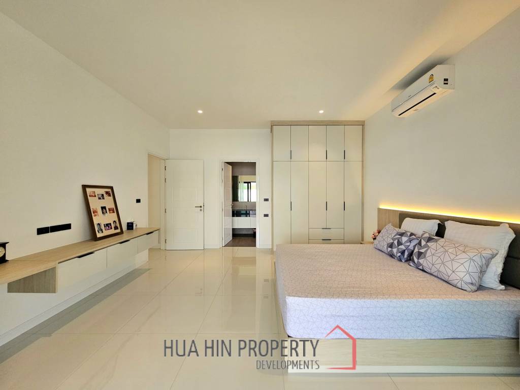 THE CLOUD 2 : Modern Luxury 3 Bedroom Villa With Pool