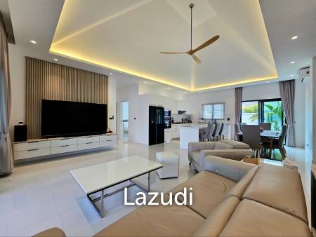 THE CLOUD 2 : Modern Luxury 3 Bedroom Villa With Pool
