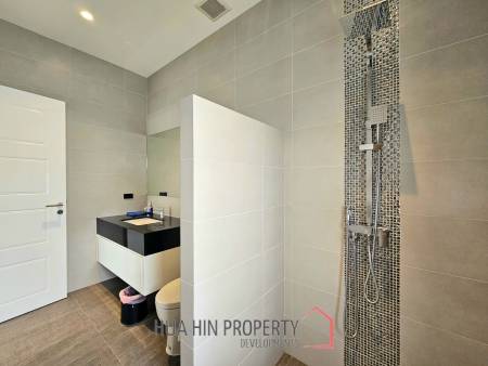 THE CLOUD 2 : Modern Luxury 3 Bedroom Villa With Pool