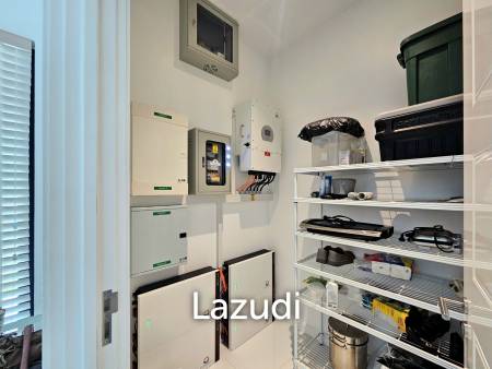 THE CLOUD 2 : Modern Luxury 3 Bedroom Villa With Pool