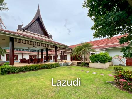 Luxurious 4-Bedroom Villa with Pool in Smart House Resort
