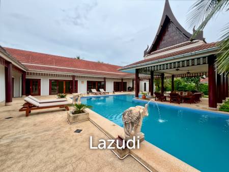 Luxurious 4-Bedroom Villa with Pool in Smart House Resort