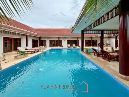 Luxurious 4-Bedroom Villa with Pool in Smart House Resort