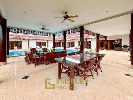 วิลล่า 4 ห้องนอนหรูในโครงการ Smart House Resort หัวหิน