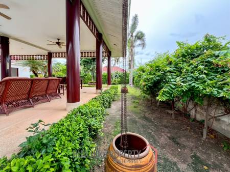 Luxurious 4-Bedroom Villa with Pool in Smart House Resort