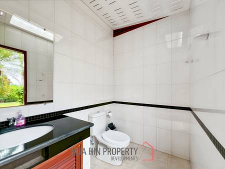 Luxurious 4-Bedroom Villa with Pool in Smart House Resort
