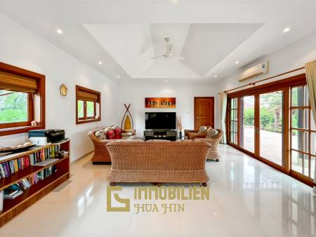 วิลล่า 4 ห้องนอนหรูในโครงการ Smart House Resort หัวหิน