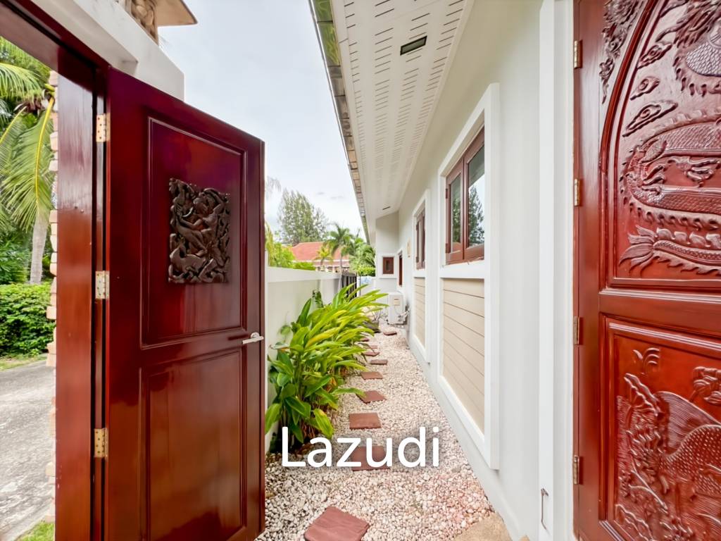 Luxurious 4-Bedroom Villa with Pool in Smart House Resort