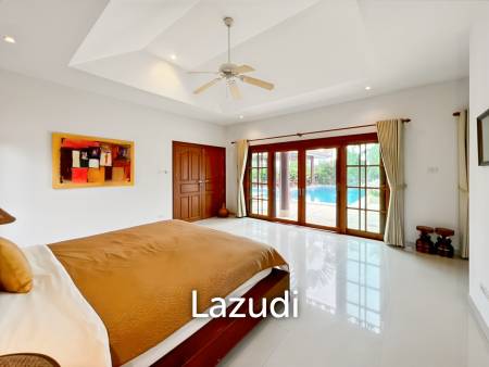 Luxurious 4-Bedroom Villa with Pool in Smart House Resort
