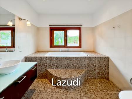 Luxurious 4-Bedroom Villa with Pool in Smart House Resort