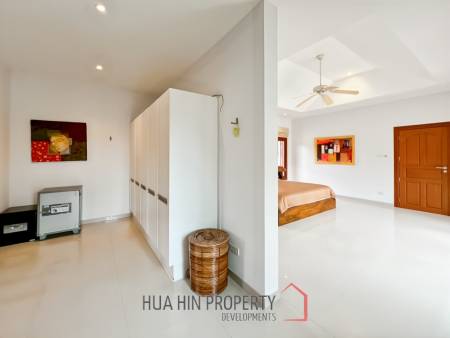 Luxurious 4-Bedroom Villa with Pool in Smart House Resort