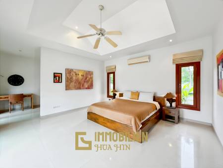 วิลล่า 4 ห้องนอนหรูในโครงการ Smart House Resort หัวหิน