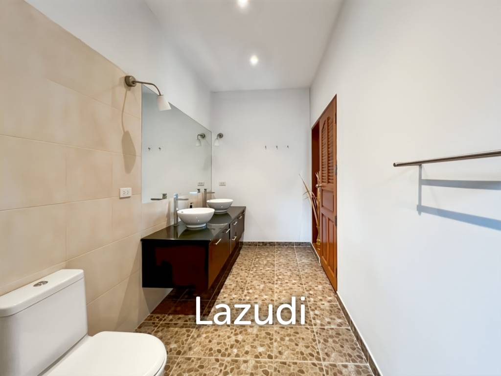 Luxurious 4-Bedroom Villa with Pool in Smart House Resort