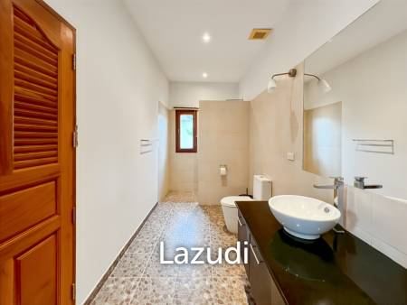 Luxurious 4-Bedroom Villa with Pool in Smart House Resort