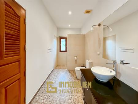 วิลล่า 4 ห้องนอนหรูในโครงการ Smart House Resort หัวหิน