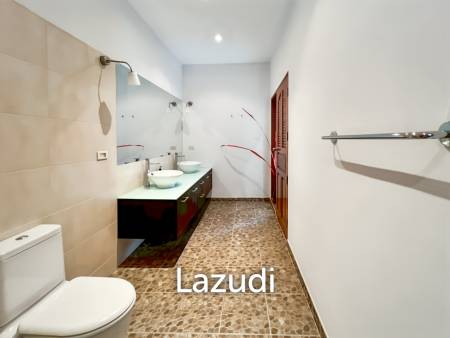 Luxurious 4-Bedroom Villa with Pool in Smart House Resort