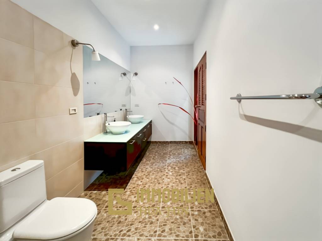 วิลล่า 4 ห้องนอนหรูในโครงการ Smart House Resort หัวหิน