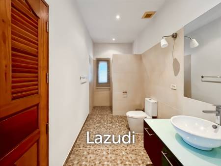 Luxurious 4-Bedroom Villa with Pool in Smart House Resort