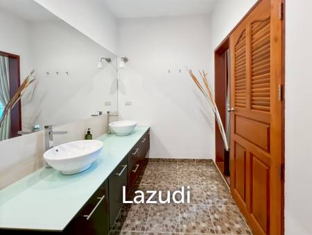 Luxurious 4-Bedroom Villa with Pool in Smart House Resort
