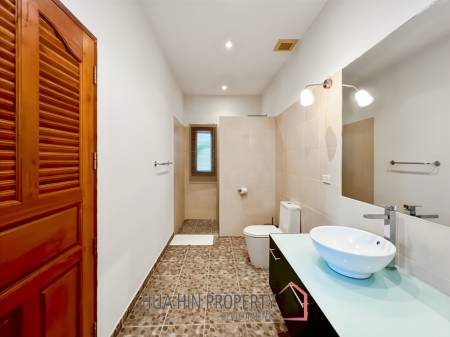 Luxurious 4-Bedroom Villa with Pool in Smart House Resort
