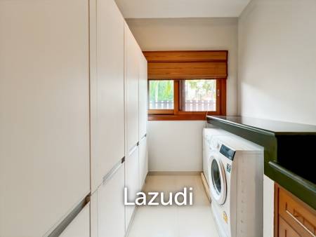 Luxurious 4-Bedroom Villa with Pool in Smart House Resort