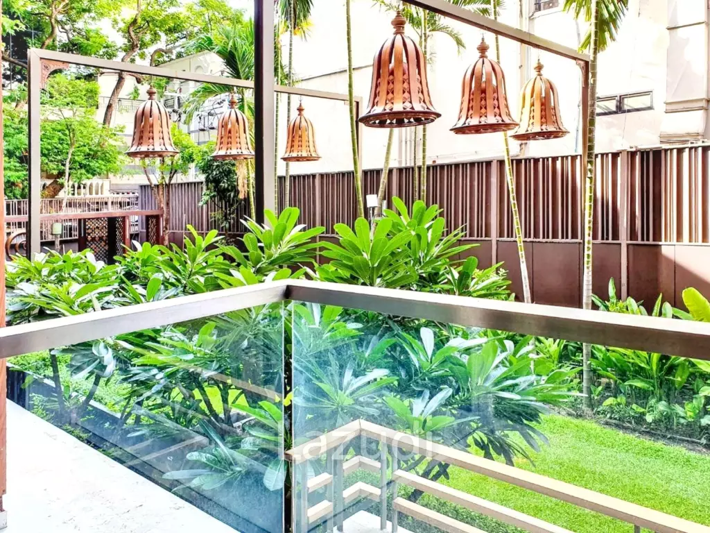 1 Bed 1 Bath 48 The Address Sukhumvit 61