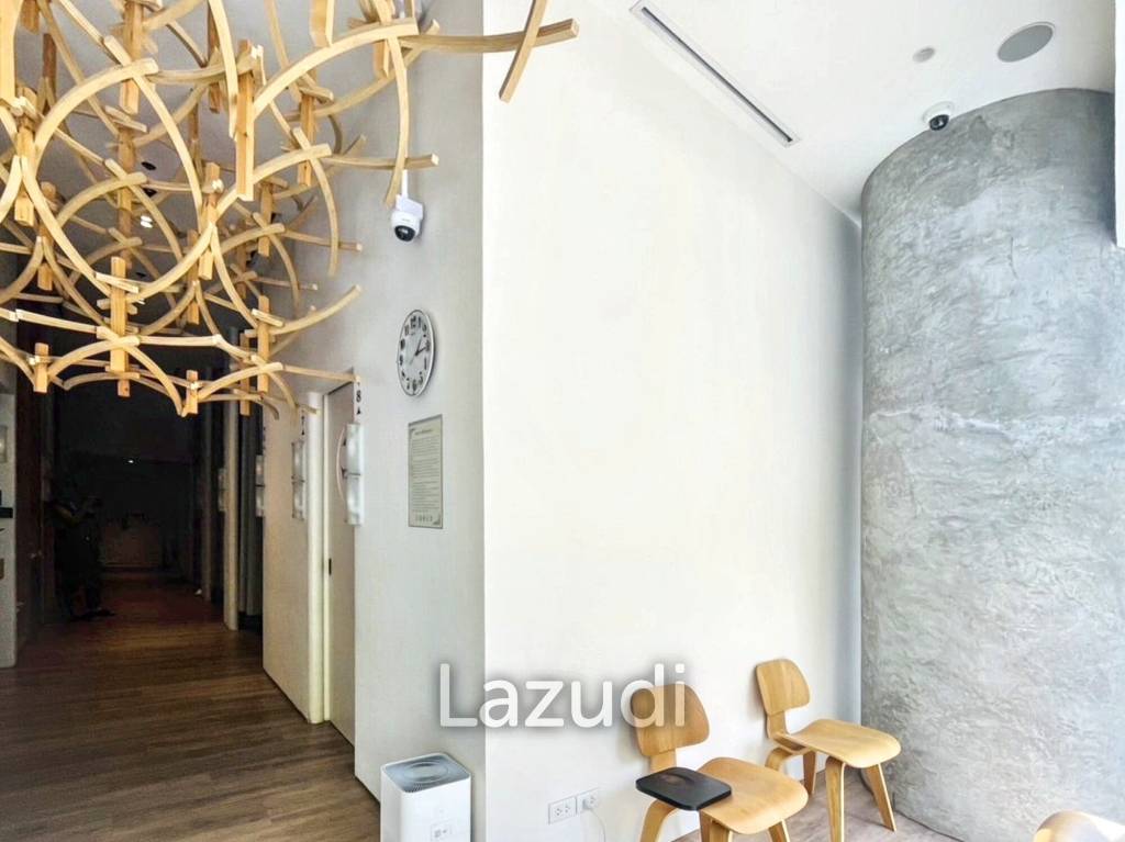 180sqm Retail/Clinic Space on Sukhumvit 22 — Ground Floor of Luxury Hotel with Heavy Foot Traffic