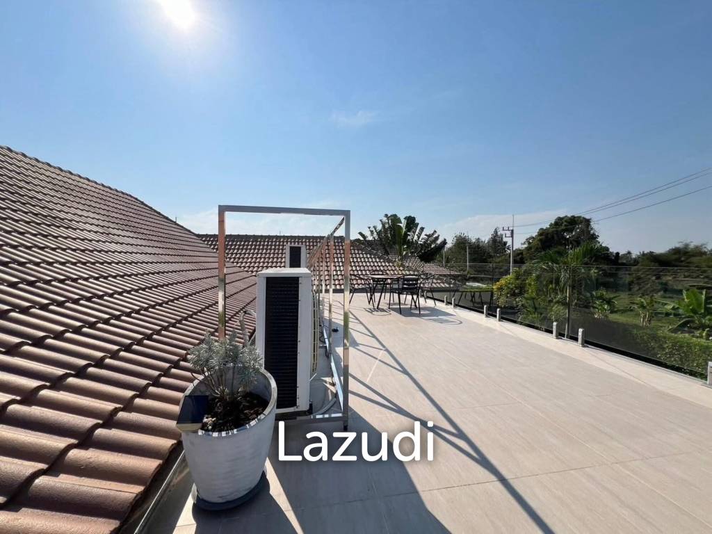 720 ตร.ม 3 เตียง 3 อาบน้ำ วิลล่า For ขาย