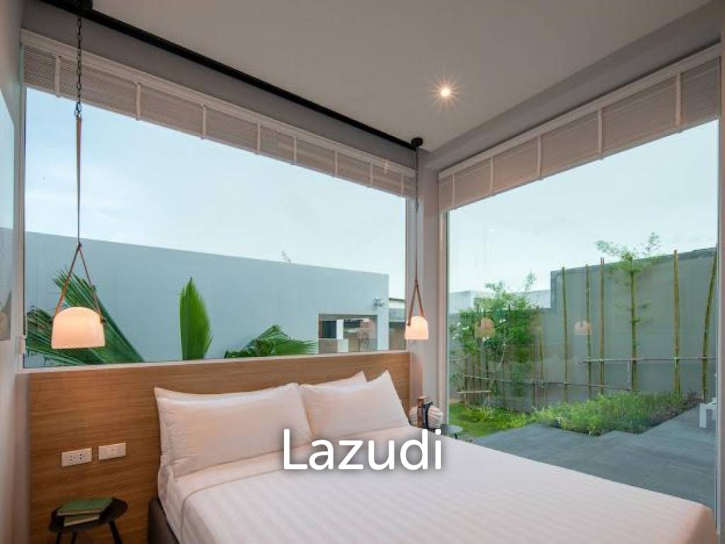 Luxury Villa with Stunning Mountain Views!