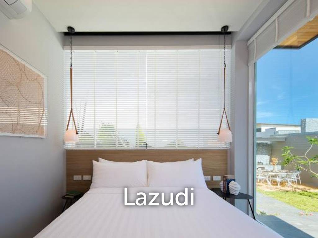 Luxury Villa with Stunning Mountain Views!