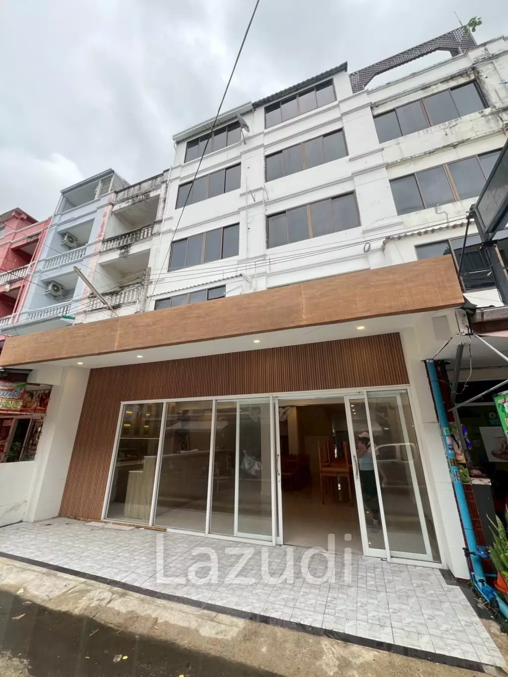 15 Room Brand new Hotel for Sale and Rent in Jomtien