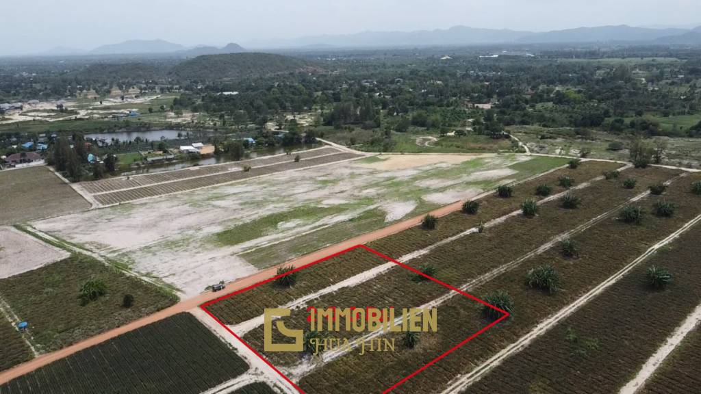 2 Rai Grundstück in Thap Tai Hua Hin zu verkaufen 2 Rai Grundstück in Thap Tai Hua Hin zu verkaufen