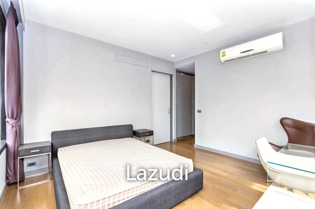 1 Bedroom 1 Bathroom 52.08 Sq.m M Silom