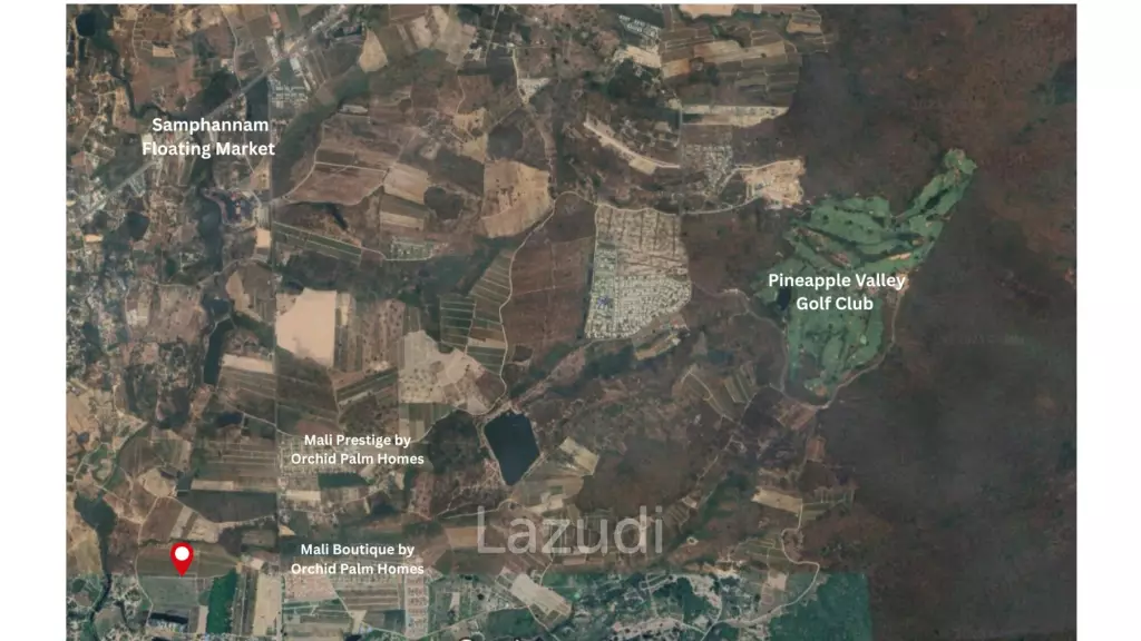 Land For Sale : 4-0-18 Rai With Scenic Mountain View in Thap Tai
