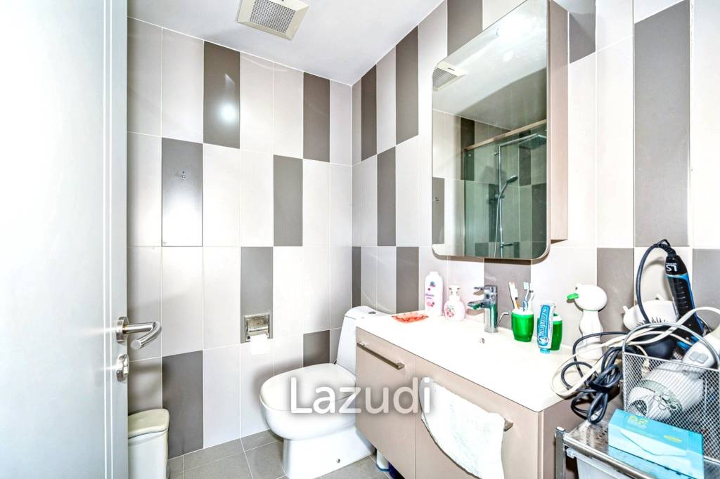 1 Bedroom 1 Bathroom 32 Sq.m Onyx Phaholyothin