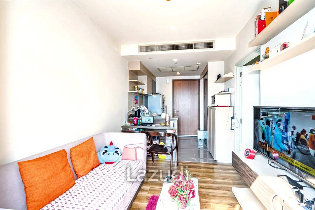 1 Bedroom 1 Bathroom 32 Sq.m Onyx Phaholyothin
