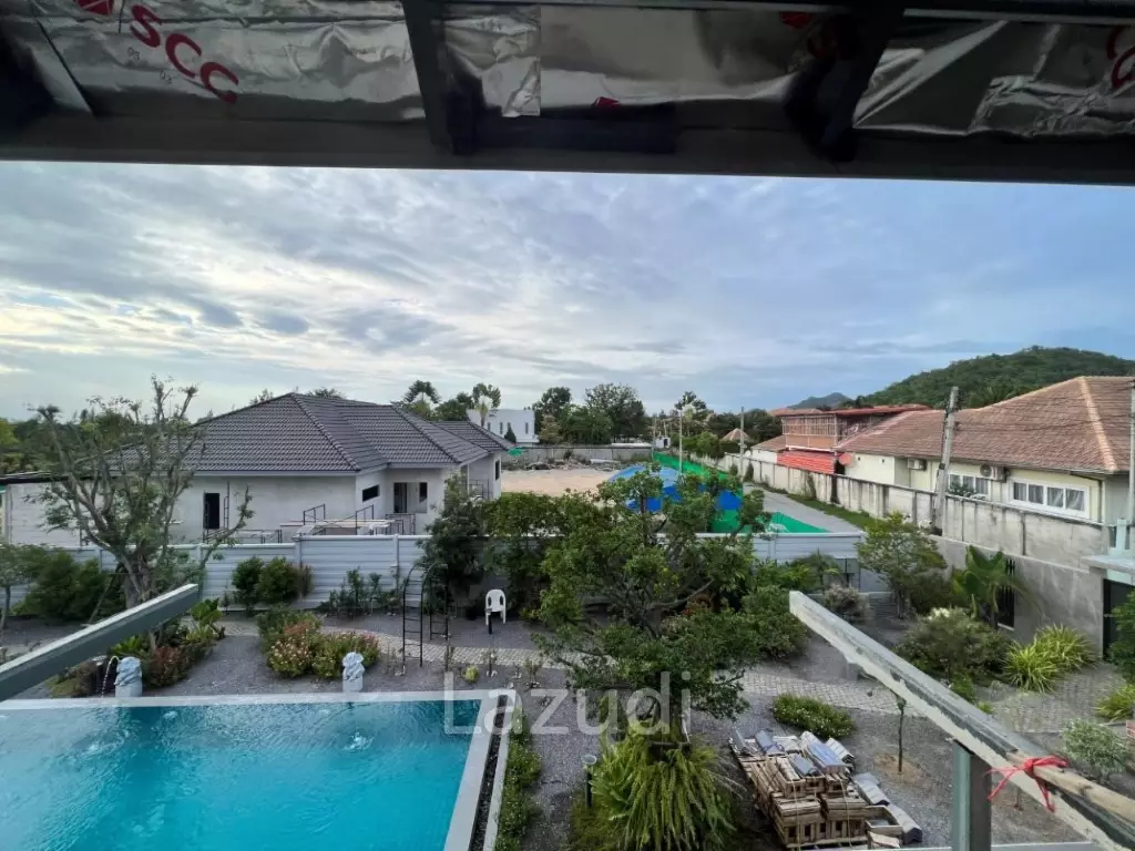 Great Modern Lanna design and quality pool Villa on Large land plot