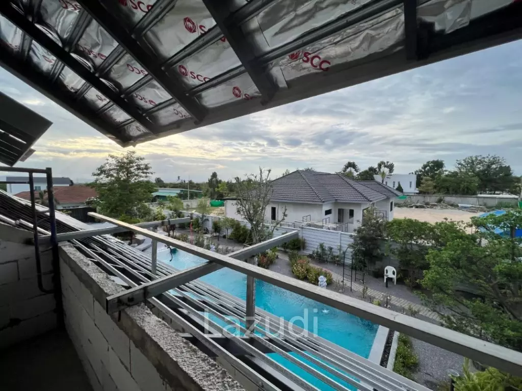 Great Modern Lanna design and quality pool Villa on Large land plot