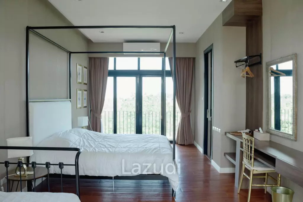 AMORE : Stylish 3 Storey Townhouse in Hua Hin 112