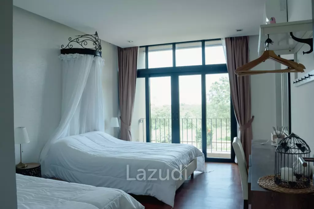 AMORE : Stylish 3 Storey Townhouse in Hua Hin 112