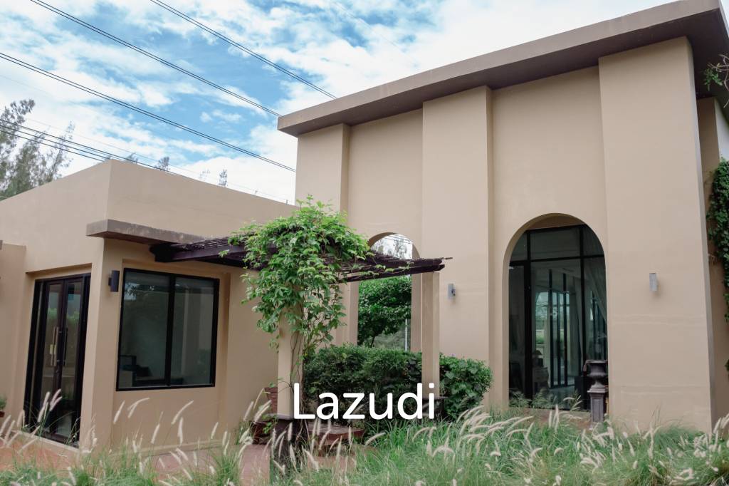 AMORE : Stylish 3 Storey Townhouse in Hua Hin 112