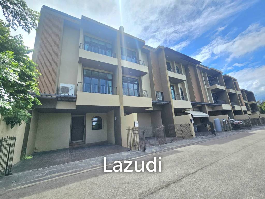 AMORE : Stylish 3 Storey Townhouse in Hua Hin 112