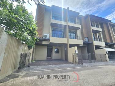 AMORE : Stylish 3 Storey Townhouse in Hua Hin 112