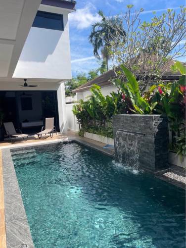A 2-storey, 3-bedroom pool villa in Rawai