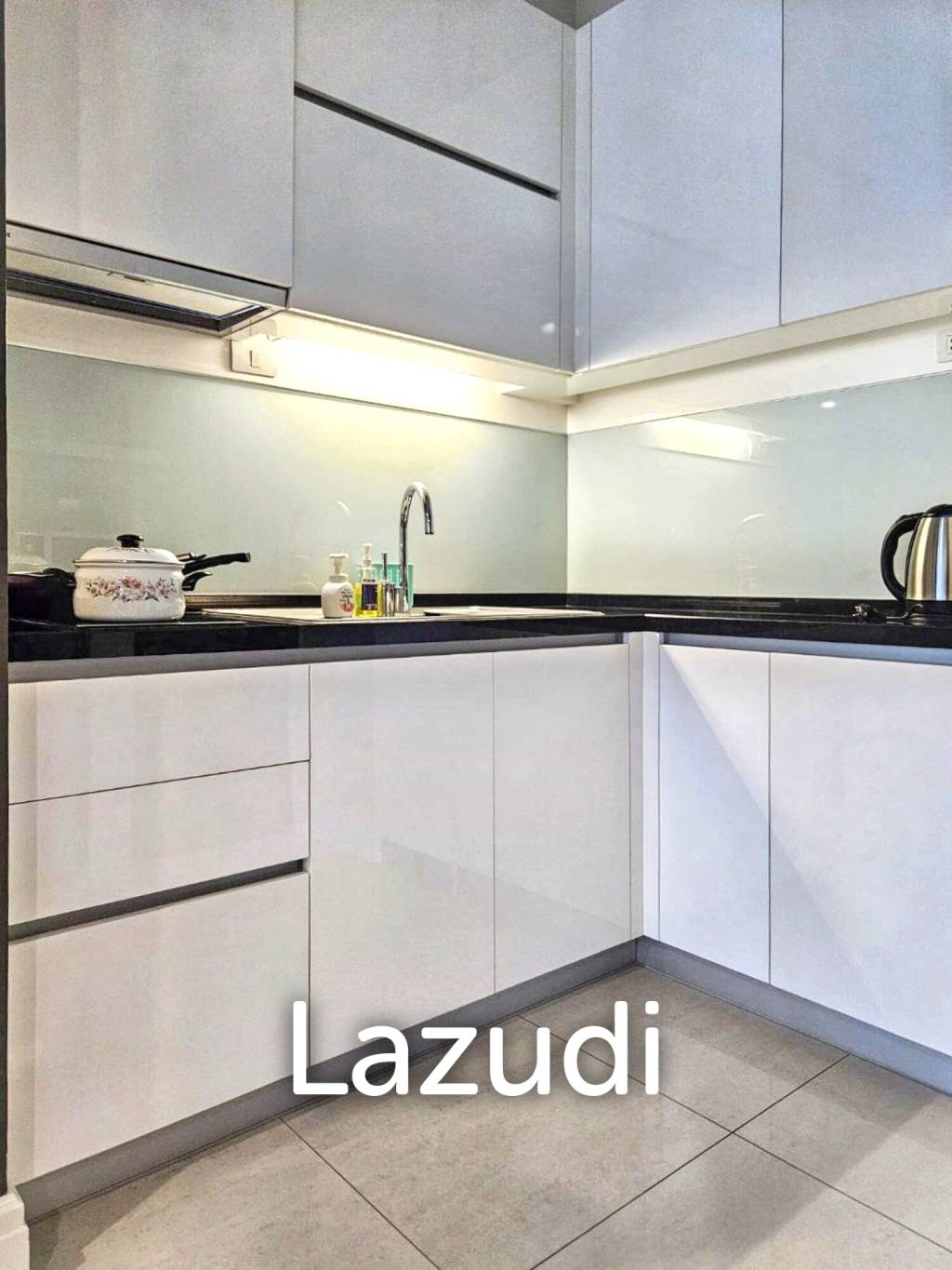 1 Bed 1 Bath 70 SQ.M Bright Sukhumvit 24