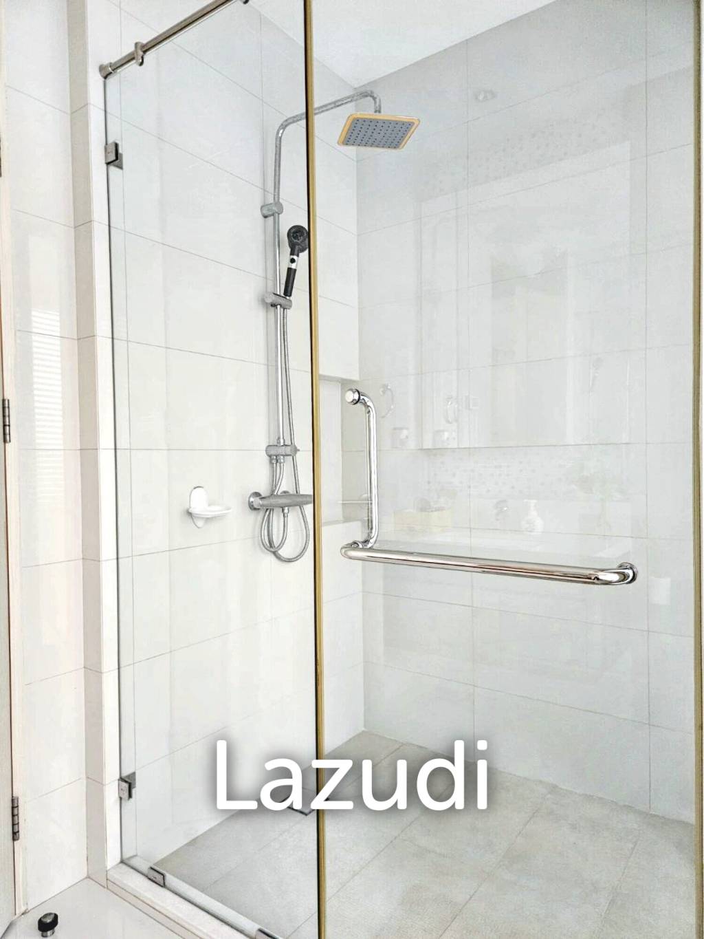 1 Bed 1 Bath 70 SQ.M Bright Sukhumvit 24