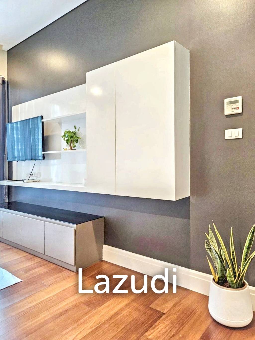 1 Bed 1 Bath 70 SQ.M Bright Sukhumvit 24