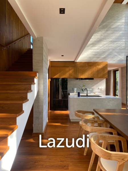 3 Beds 3 Baths 400 SQ.M. The Wolf House