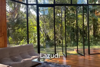 3 Beds 3 Baths 400 SQ.M. The Wolf House